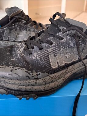 Hoka Blue Shoe Box with White Logo speedgoat 6 GTX